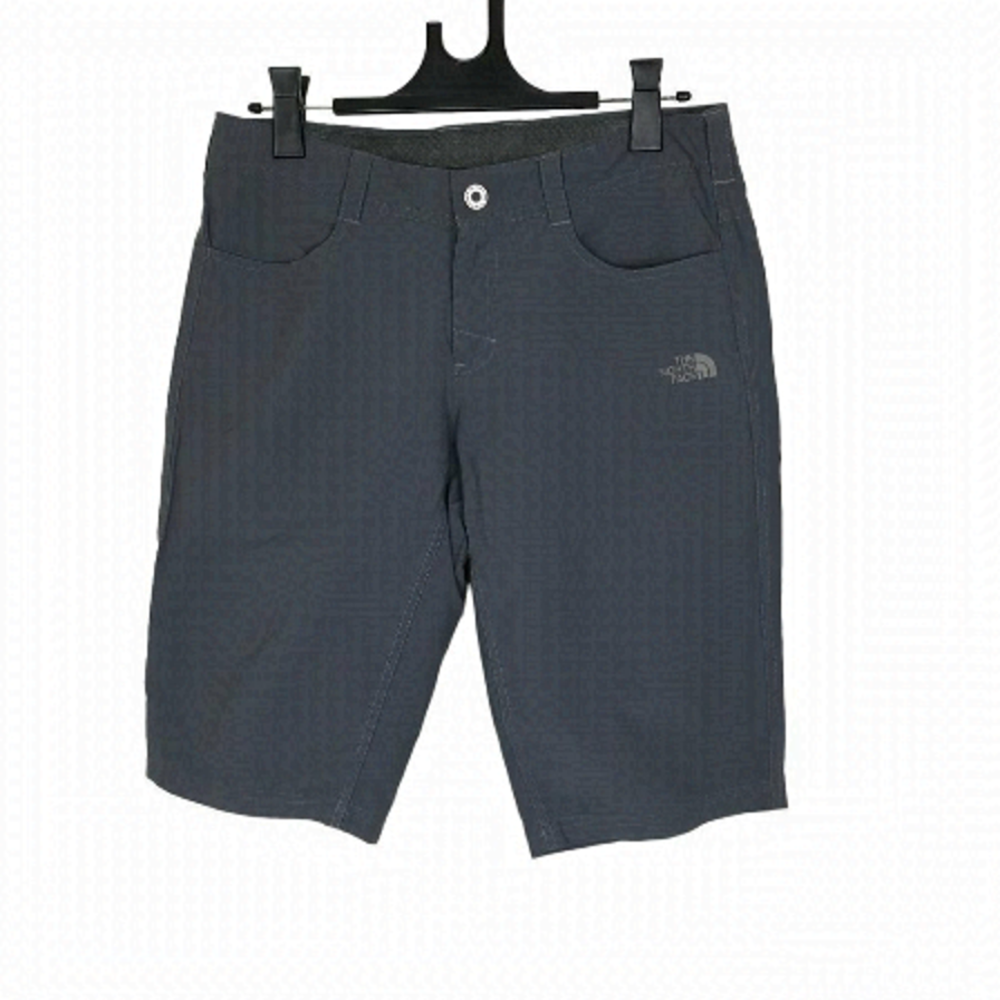 THE  North Face Long Hiking Shorts Colour Grey Size 4